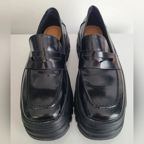 ZARA Chunky Trafaluc Shoes Womens Size 38 US7 Black Patent Leather Pre Owned‎ - Picture 1 of 9